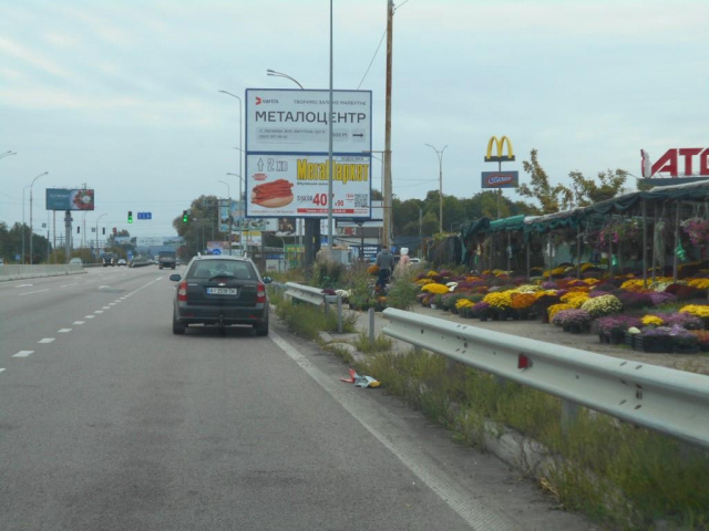 Щит 6x3,  Дніпровське шосе, траса Н-01 "Київ-Знам'янка", км 20+750 право