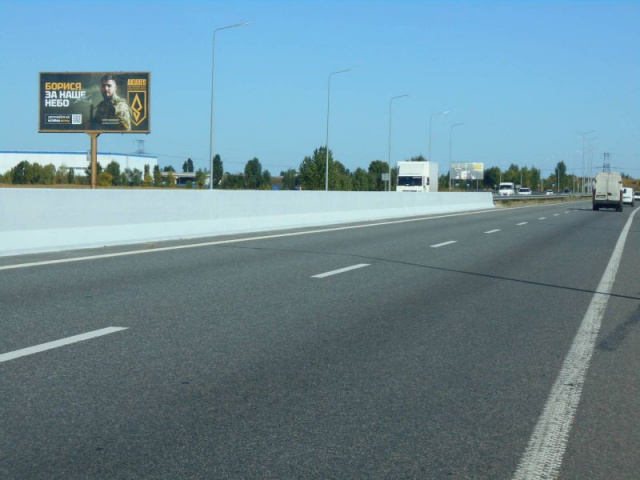 Щит 6x3,  Траса М-01 "Київ-Чернігів-Нові Яриловичі", км 24+600 ліво, об'їзд м. Бровари