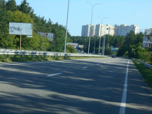 Щит 6x3,  м. Вишгород, траса Р-69 "Київ-Вишгород-Десна", км 18+450 ліво, в'їзд в Вишгородський район з боку Києва, напрямок на с. Нові Петрівці (Межигір'я)