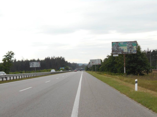 Щит 6x3,  Дніпровське шосе, траса Н-01 "Київ-Знам'янка", км 35+700 ліво