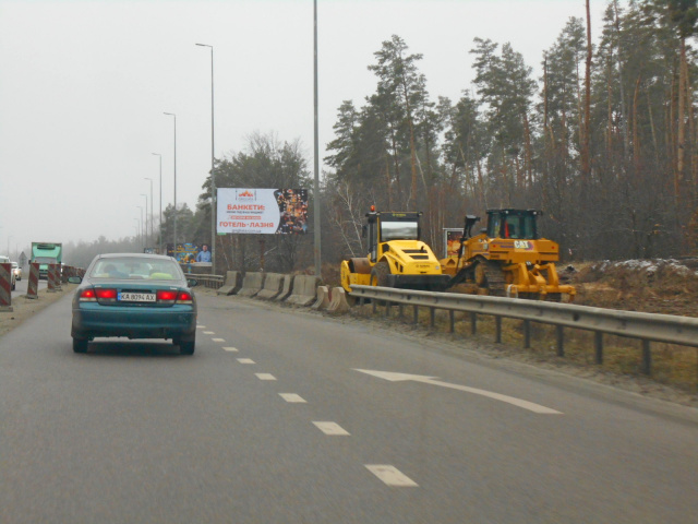 Щит 6x3,  c. Віта-Поштова, траса М-05 Київ-Одеса, км 22+410 право