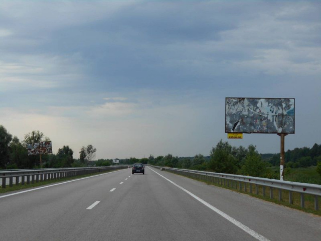 Щит 6x3,  Дніпровське шосе, траса Н-01 "Київ-Знам'янка", км 30+000 ліво