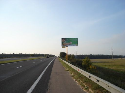 Щит 6x3,  с. Калинівка, траса М-01 "Київ-Чернігів-Нові Яриловичі", км 34+100 ліво, об'їзд м. Бровари