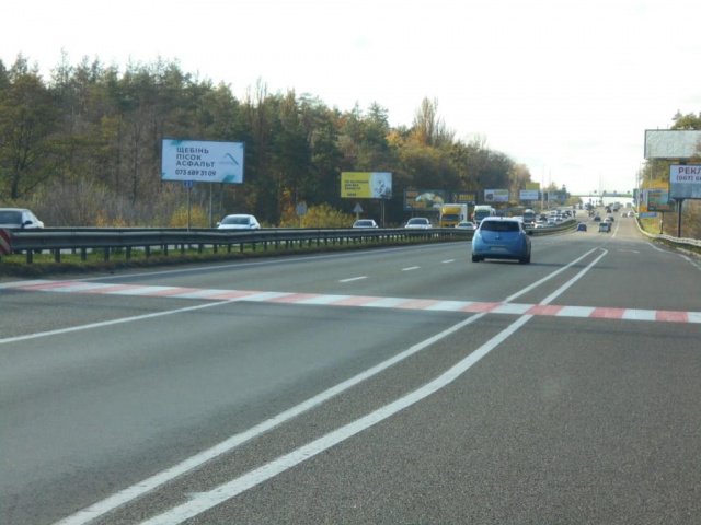 Щит 6x3,  с. Капітанівка, траса М-06 "Київ-Чоп" (Житомир), км 23+100 право