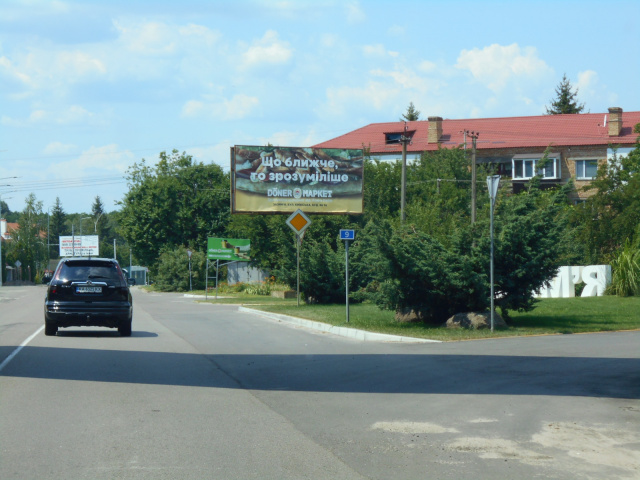 Щит 6x3,  с. Зазим'я, вул. Київська, перед перехрестям з вул.Лісова, в'їзд з боку Броварського проспекту