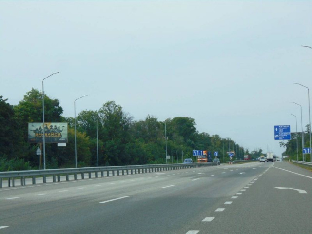 Щит 6x3,  Траса М-06 "Київ-Чоп" (Житомир), км 43+500 ліво