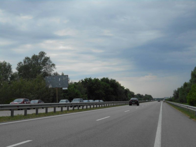 Щит 6x3,  Дніпровське шосе, траса Н-01 "Київ-Знам'янка", км 30+800 право