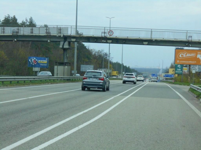 Щит 6x3,  с. Капітанівка, траса М-06 "Київ-Чоп" (Житомир), км 24+100 право