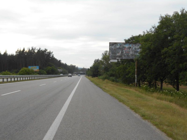 Щит 6x3,  Дніпровське шосе, траса Н-01 "Київ-Знам'янка", км 35+450 ліво