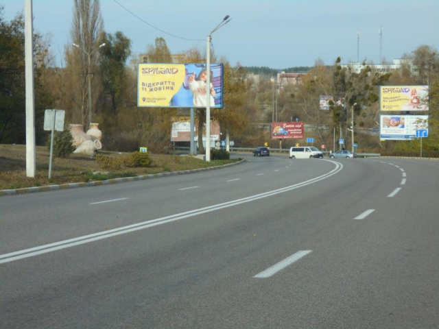 Щит 6x3,  м. Обухів, вул. Київська, 125/вул. Миру, 1