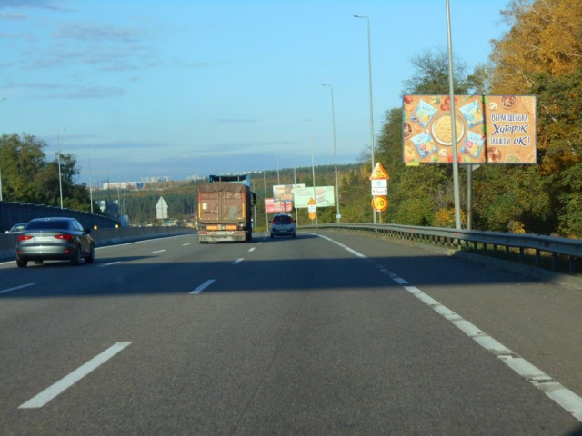 Щит 6x3,  с. Віта-Поштова, траса М-05 Київ-Одеса, км 21+000 ліво