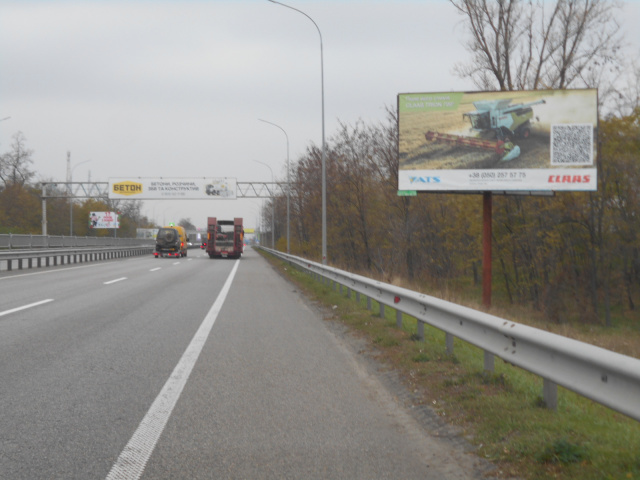 Щит 6x3,  с. Іванків, харківська траса, траса М-03 "Київ-Харків", км 44+720 ліво