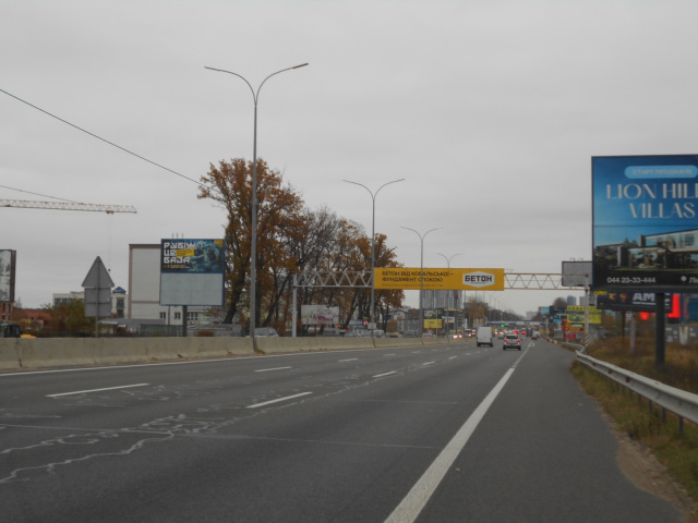 Щит 6x3,  с. Гатне, траса М-05 Київ-Одеса, км 14+580 право