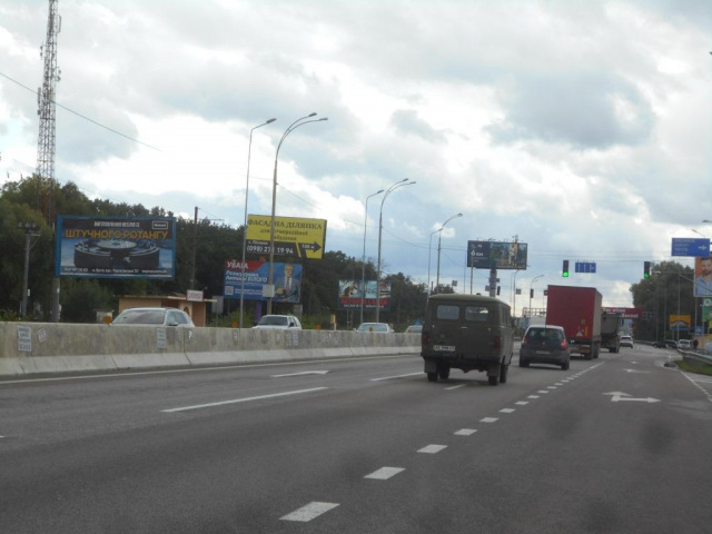Щит 6x3,  Дніпровське шосе, траса Н-01 "Київ-Знам'янка", км 20+770 ліво