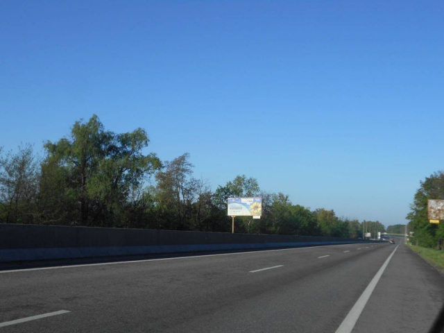 Щит 6x3,  смт. Калинівка, траса М-05 Київ-Одеса, км 29+650 ліво