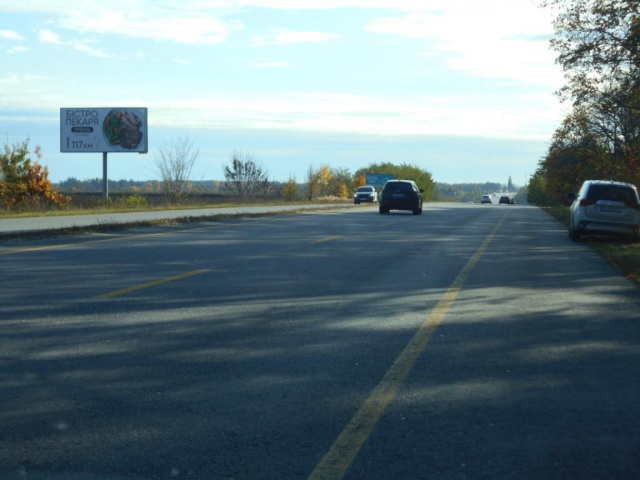 Щит 6x3,  траса М-05 Київ-Одеса, км 95+450 ліво