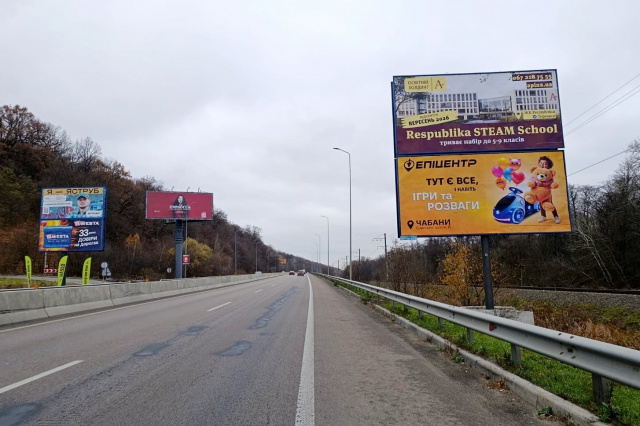 Щит 6x3,  Дніпровське шосе, траса Н-01 "Київ-Знам'янка", км 20+370 ліво