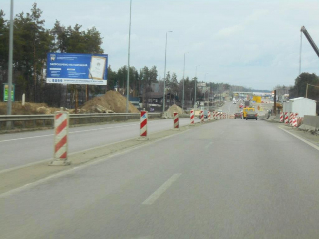 Щит 6x3,  c. Віта-Поштова, траса М-05 Київ-Одеса, км 22+410 право