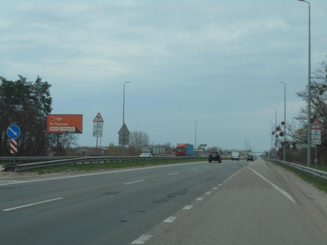 Щит 6x3,  с. Любимівка, траса М-06 "Київ-Чоп" (Житомир), км 34+800 право