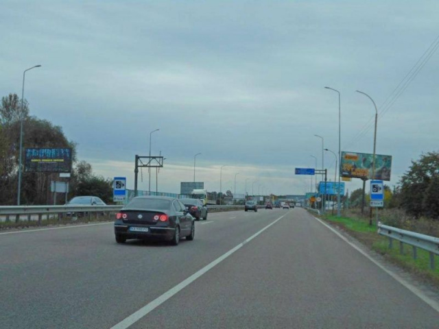 Щит 6x3,  Дніпровське шосе, траса Н-01 "Київ-Знам'янка", км 25+600 ліво