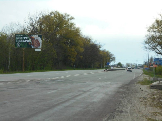 Щит 6x3,  Харківська траса, траса М-03 "Київ-Харків", км 44+050 ліво