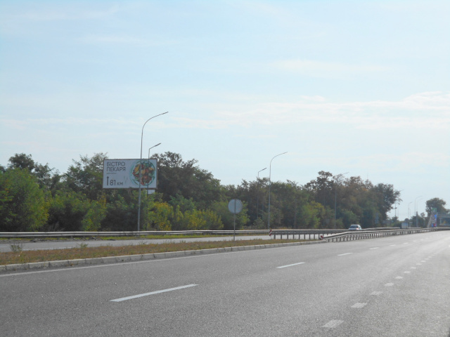 Щит 6x3,  с. Іванків, харківська траса, траса М-03 "Київ-Харків", км 45+050 ліво