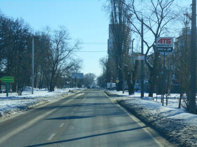 Щит 6x3,  м. Бровари, вул. Броварської Сотні, 7