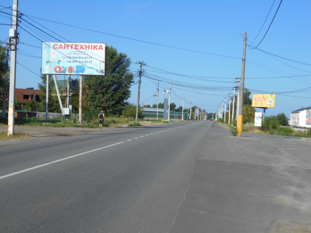 Щит 6x3,  с. Погреби, вул. Кірова (початок масиву Діброва), виїз з Погребів в бік Києва