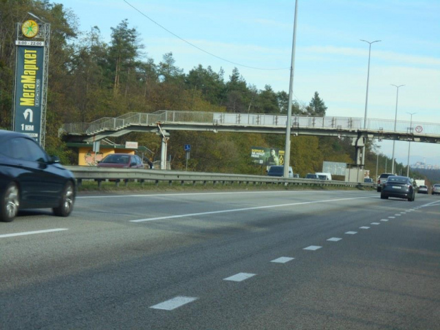 Щит 6x3,  с. Капітанівка, траса М-06 "Київ-Чоп" (Житомир), км 24+100 право