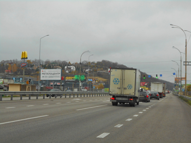 Щит 6x3,  Дніпровське шосе, траса Н-01 "Київ-Знам'янка", км 20+850 право