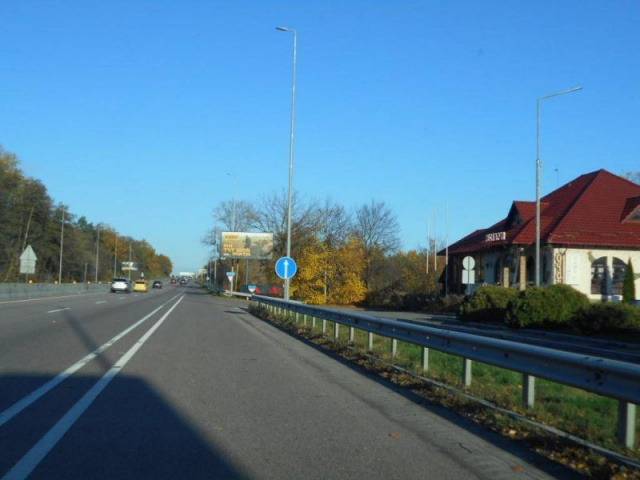 Щит 6x3,  смт. Калинівка, траса М-05 Київ-Одеса, км 30+000 ліво