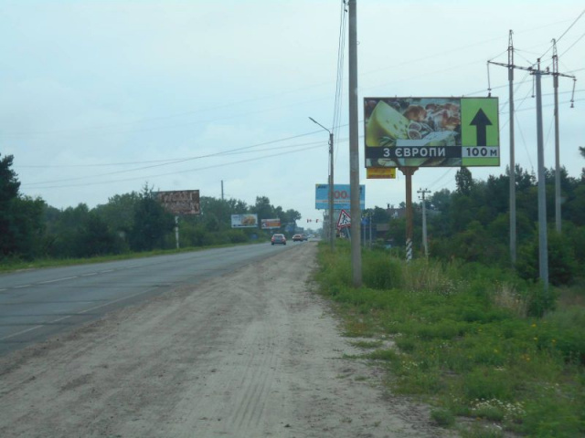 Щит 6x3,  с. Хотянівка, траса Р-69 "Київ-Вишгород-Десна", км 28+450 право, в'їзд в Хотянівку