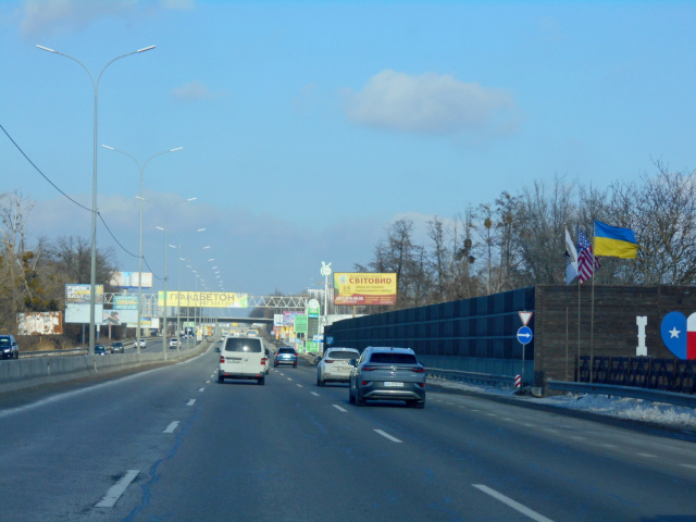 Щит 6x3,  с. Чабани, траса М-05 Київ-Одеса, км 16+230 ліво