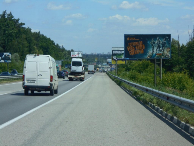 Щит 6x3,  с. Капітанівка, траса М-06 "Київ-Чоп" (Житомир), км 23+220 ліво