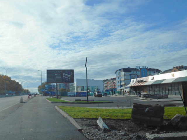 Щит 6x3,  с. Гатне, траса М-05 Київ-Одеса, км 14+625 право