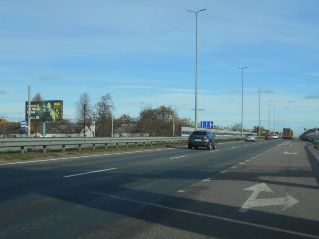 Щит 6x3,  с. Любимівка, траса М-06 "Київ-Чоп" (Житомир), км 34+300 право