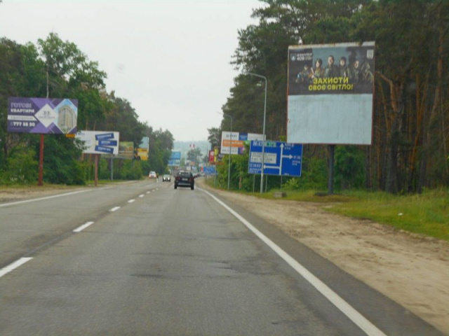 Щит 6x3,  м. Буча, траса М-07 "Київ-Ковель", км 24+870 ліво, вул. Шевченка