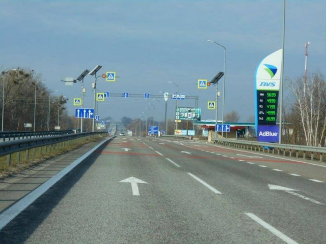 Щит 6x3,  с. Березівка, траса М-06 "Київ-Чоп" (Житомир), км 40+500 право