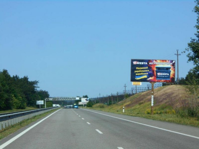 Щит 6x3,  Дніпровське шосе, траса Н-01 "Київ-Знам'янка", км 36+700 ліво
