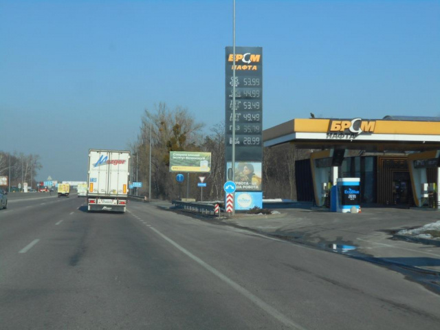 Щит 6x3,  с. Віта-Поштова, траса М-05 Київ-Одеса, км 21+400 ліво
