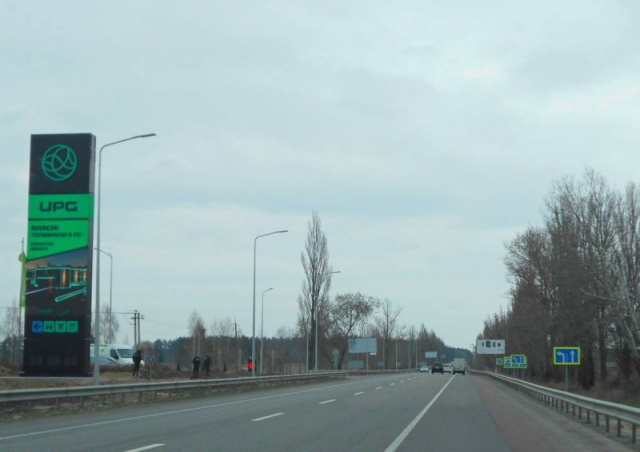 Щит 6x3,  смт. Немішаєво, траса М-07 "Київ-Ковель", км 35+700 ліво