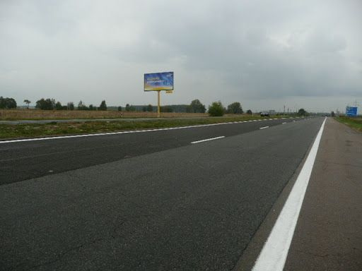 Щит 6x3,  Траса М-01 "Київ-Чернігів-Нові Яриловичі", км 32+700 право, об'їзд м. Бровари