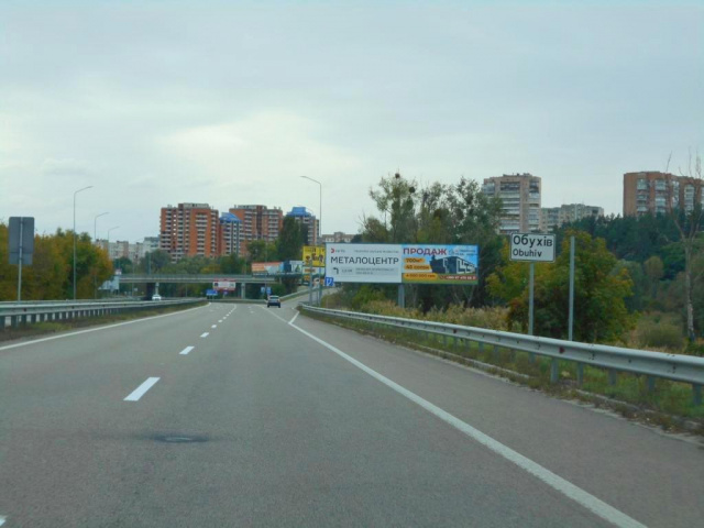 Щит 6x3,  Дніпровське шосе, траса Н-01 "Київ-Знам'янка", км 43+000 право